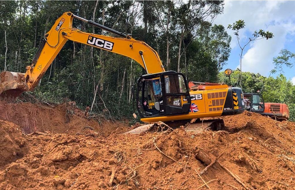 Kejari Tolitoli bersama Gakum KLHK Berantas Tambang Liar dan Sita 4 Alat Berat