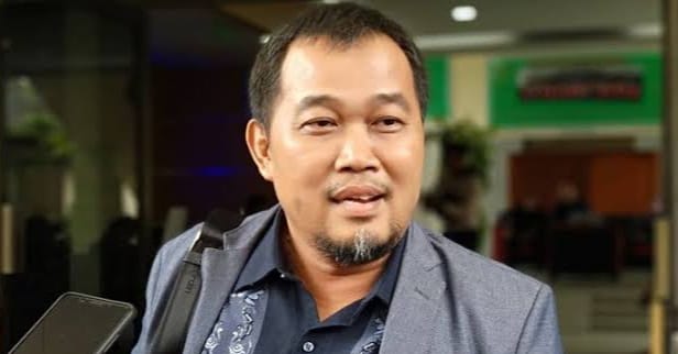 Uang Korupsi Diduga Dibelanjakan Floating Crane