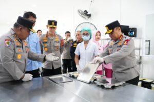 Pentingnya Inovasi Menu Bergizi Lokal dengan Rasa Disukai Anak-anak Penerima Manfaat SPPG Plawa Polda Bali