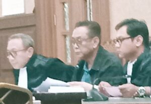 Tak Terbukti, Hakim Vonis Bebas Tiga Terdakwa Kasus Perintangan dan Suap