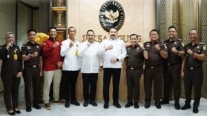 Kejari Jakpus Halalbihalal ke Jaksa Agung dan Jajaran Pimpinan di Kejagung