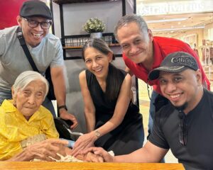 Roy Genggam Segera Terbitkan “Memotret Pemotret II”