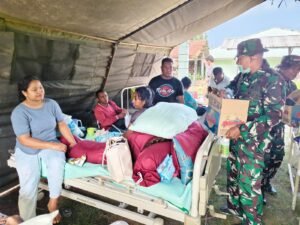 TNI Kerahkan Personel, Hercules, dan KRI Bantu Masyarakat Terdampak Gempa NTT