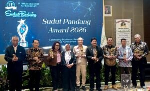 Media Sudut Pandang Rayakan HUT ke-11, Menkop Ferry Juliantono hingga OC Kaligis Raih Award