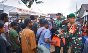 Semarak HUT ke-81 TNI, Bakti Sosial di Nawaripi Disambut Antusias Warga