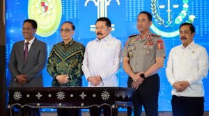 Perkuat Sinkronisasi Sistem Peradilan Pidana Terpadu, Lima Pimpinan Lembaga Hukum Teken SKB