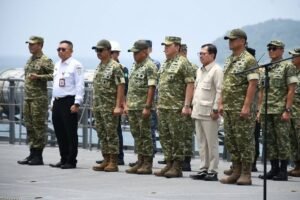 Wapang TNI Dampingi Menhan RI Anugerahkan Satyalancana Dharma Samudera kepada Personel JMSDF