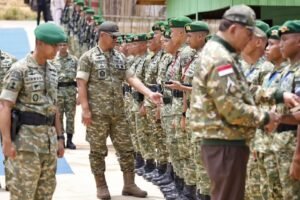 Wapang TNI Bersama Menhan RI Tinjau Kesiapan Yonif TP di Kalimantan Utara