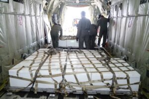 TNI Tambah Dukungan Bahan dan Laksanakan Penyemaian untuk Penanganan Karhutla di Kalimantan