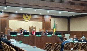 Bantah Dakwaan JPU KPK, Rijal Minta Dibebaskan
